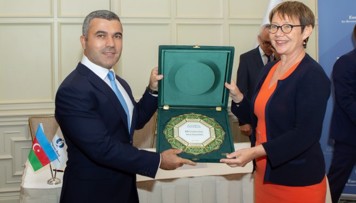 bank-respublika-ve-ebrd-arasinda-emekdasligi-mohkemlendiren-novbeti-sazis-imzalanib